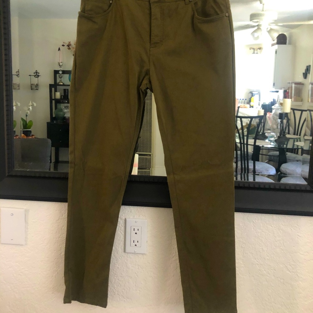 Eric brand straight leg jeans in olive